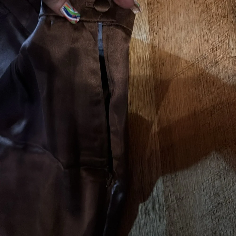 High-Rise Wide-Leg Black Satin Pants - Picture 7 of 11